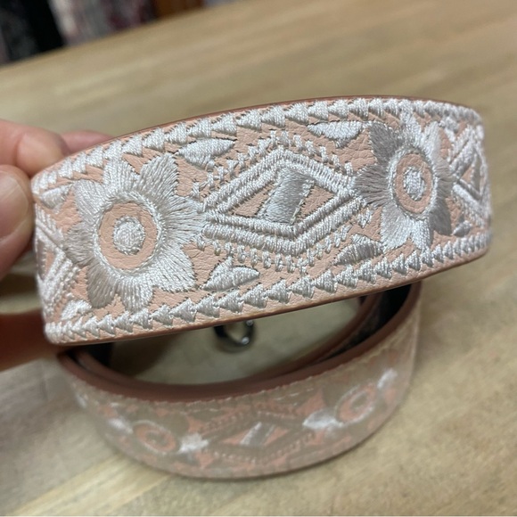 REBECCA MINKOFF Stitched Guitar Strap Replacement Bag Strap Soft Blush NWT $95 - Picture 5 of 6